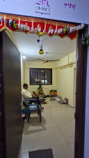 Living Room in 1 BHK Apartment at Kurla West – for Rent