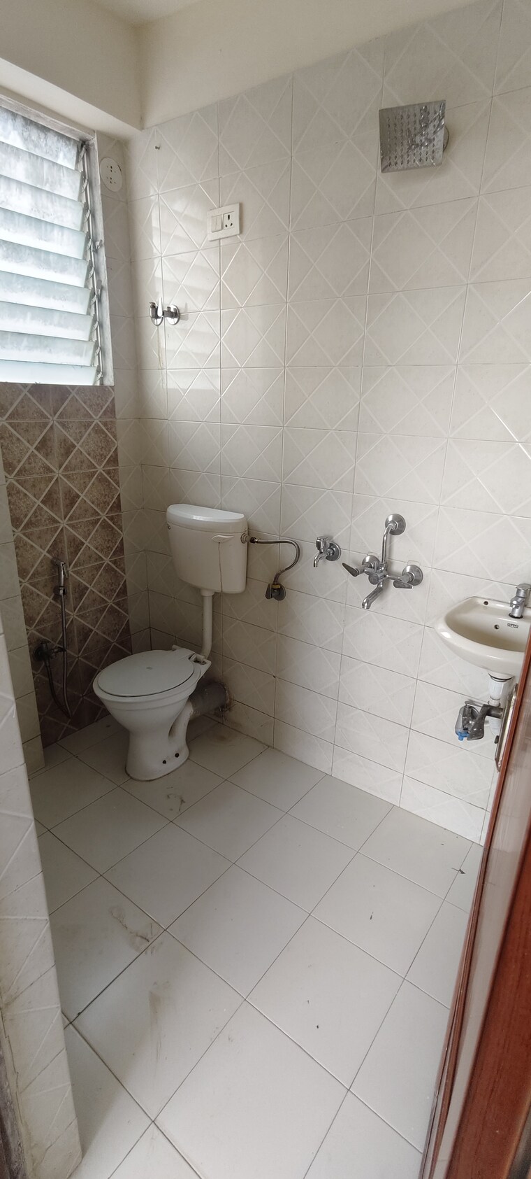 Bathroom, tanvi-eminence 1 Bedroom 550 Sq.Ft. Apartment In Mira Road Thane 10556309