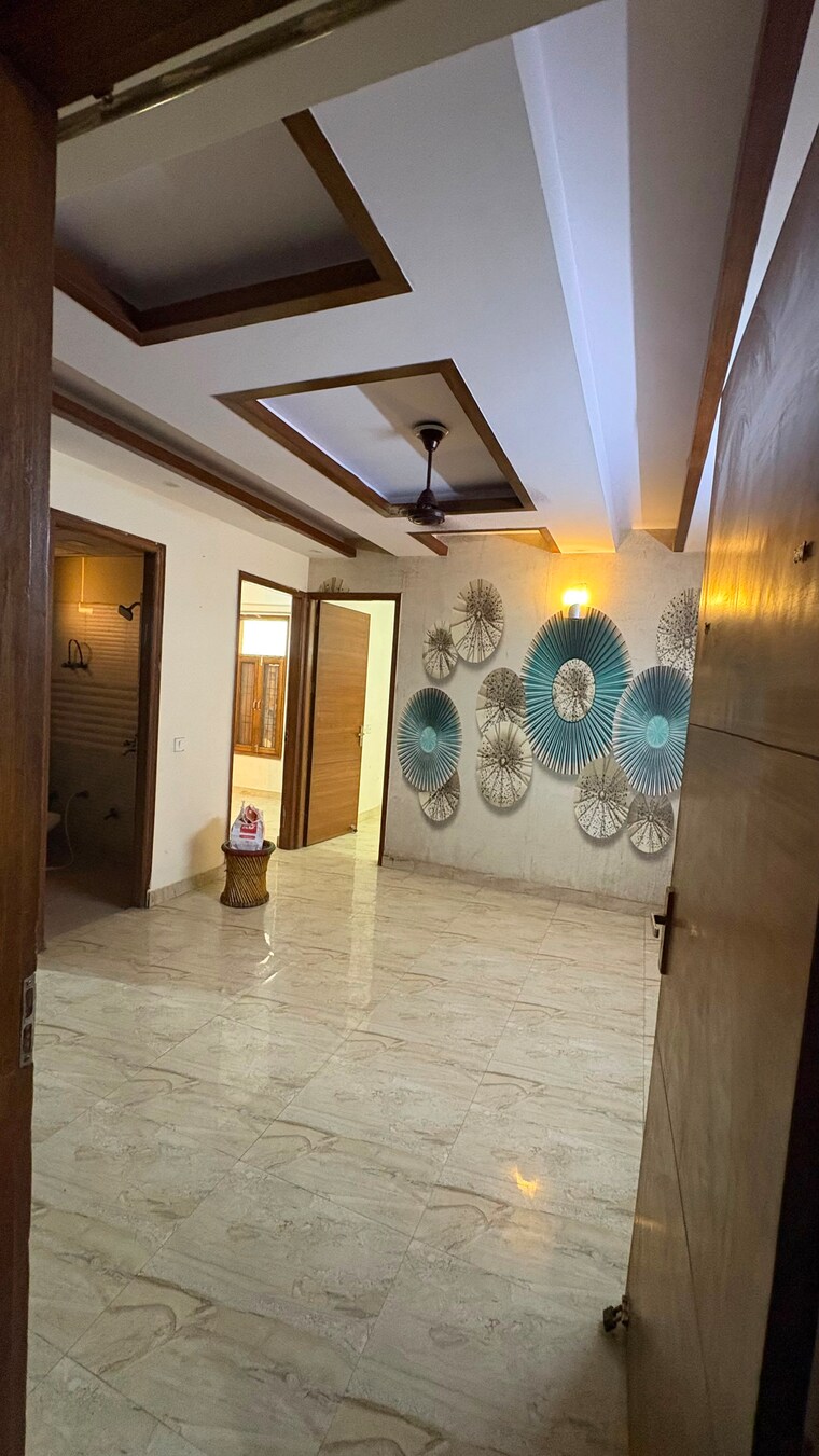 Parking, paradise-homz 2 Bedroom 950 Sq.Ft. Builder Floor In Sector 45 Noida 10556312