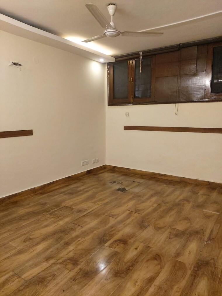 Room, greater kailash i Commercial Office Space 1903 Sq.Ft. In Greater Kailash I Delhi 10556316