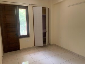Room in 3 BHK Independent House at Sector 100 – for Rent