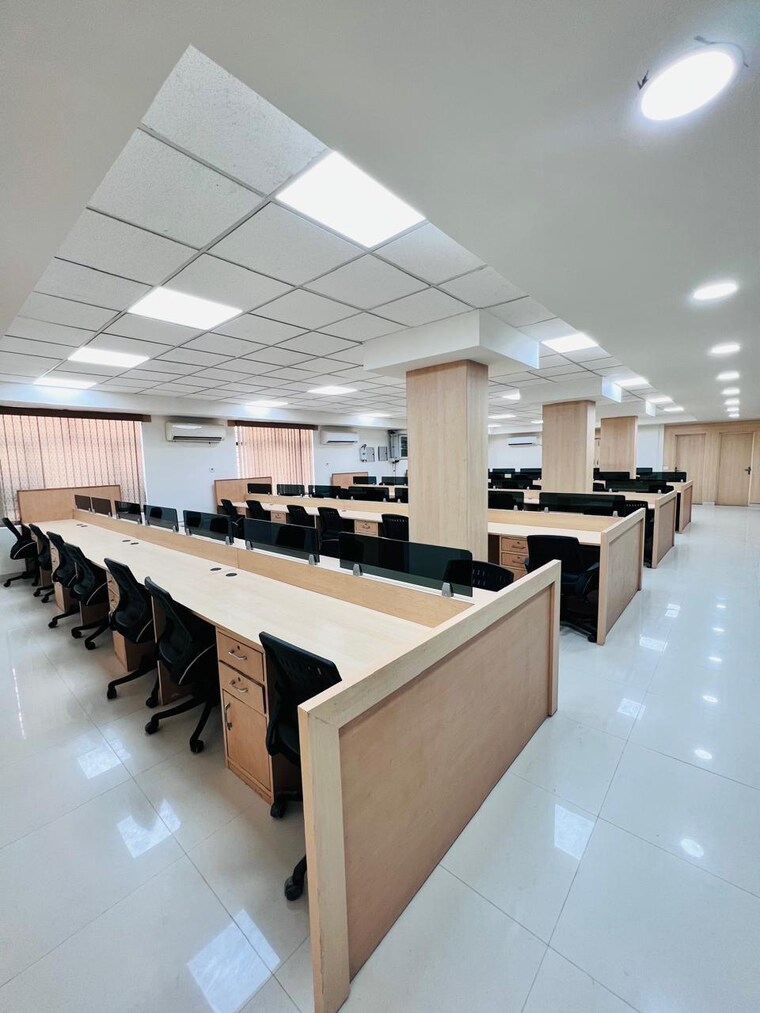 Team Area, sector 63 Commercial Office Space 2500 Sq.Ft. In Sector 63 Noida 10556332