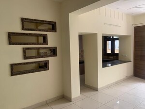 Room in 3 BHK Independent House at Sector 100 – for Rent