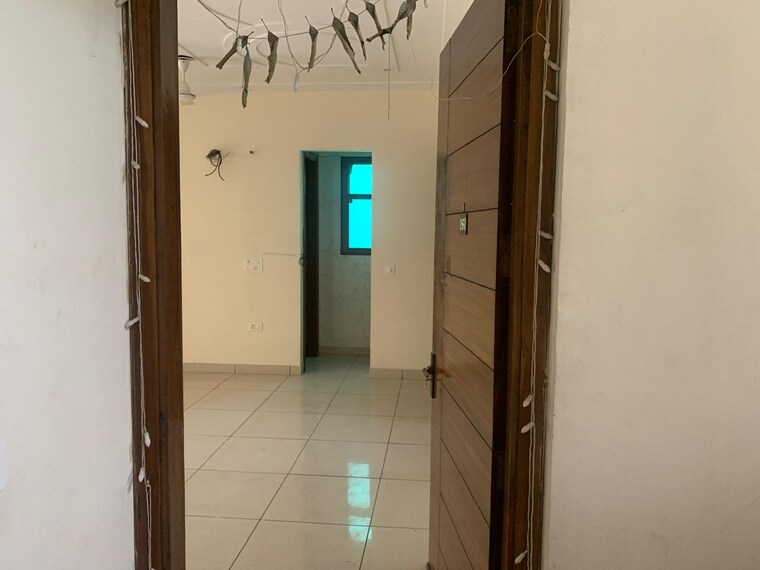 undefined, sector 100 3 Bedroom 1350 Sq.Ft. Independent House In Sector 100 Noida 10556330