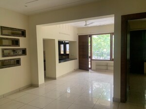Room in 3 BHK Independent House at Sector 100 – for Rent