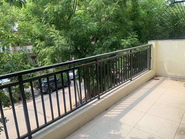 Balcony, sector 100 3 Bedroom 1350 Sq.Ft. Independent House In Sector 100 Noida 10556330