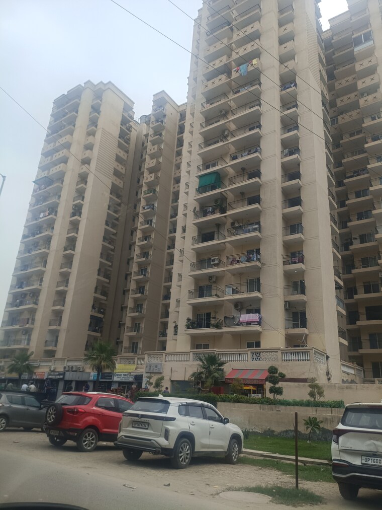 Exterior View, gayatri-aura 3 Bedroom 1240 Sq.Ft. Apartment In Sector 1 Greater Noida Greater Noida 10556336