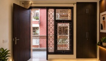 3 BHK Builder Floor for Sale in Panchsheel Vihar, Delhi