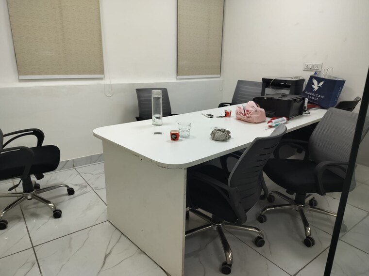 Team Area, sector 59 Commercial Office Space 600 Sq.Ft. In Sector 59 Noida 10556342