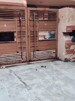 3 BHK + Prayer Room,Study Room,Extra Room,Store Room 160 Sq.Yd. Independent House in Sector 8