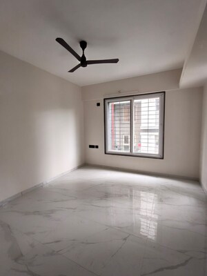 Room in 2 BHK Apartment at Samarth 61 Ideal, Kothrud – for Rent