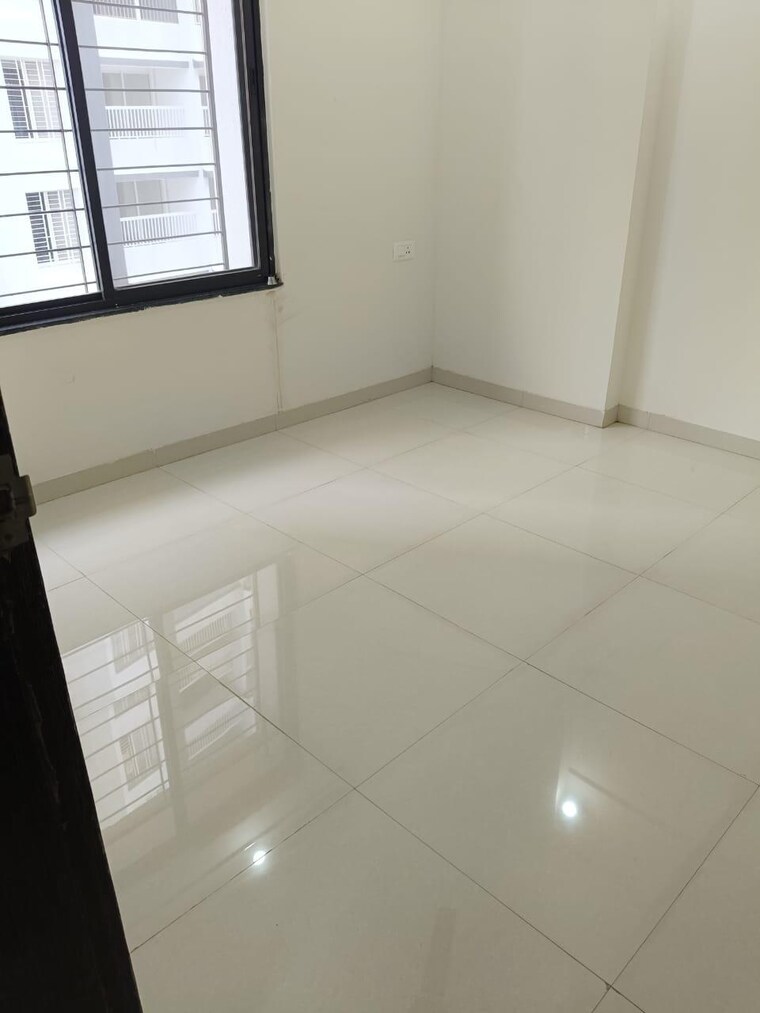 Room, mantra-montana-phase-1 1 Bedroom 400 Sq.Ft. Apartment In Dhanori Pune 10556387