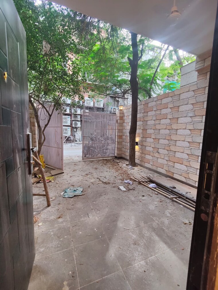 Balcony, greater kailash 2 Bedroom 1500 Sq.Ft. Builder Floor In Greater Kailash Delhi 10556389