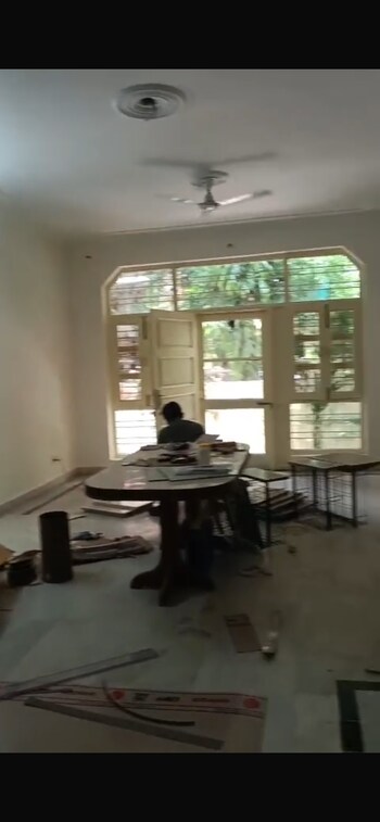 2.5 BHK House for Rent in Sector 39, Noida