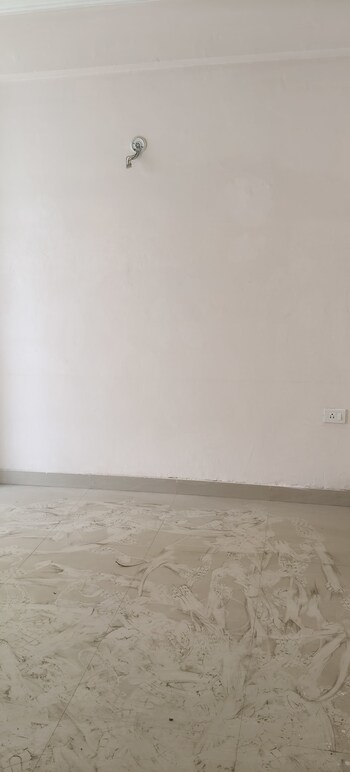 Amrapali Kingswood