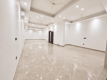Office Space for Sale in Shivalik Colony, Delhi