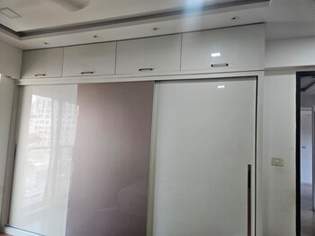 Raj Grandeur