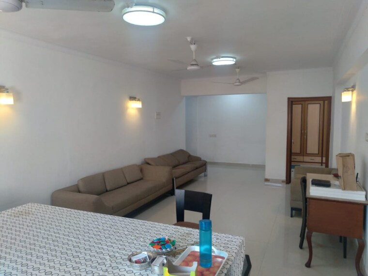 Bathroom, colaba 4 Bedroom 2200 Sq.Ft. Apartment In Colaba Mumbai 10560844