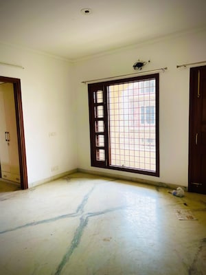 Room in 3 BHK Independent House at Aerocity – for Rent