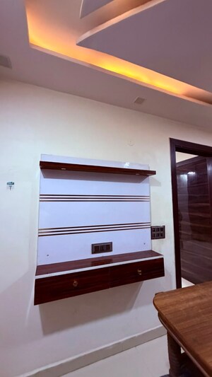 Furnished Amenities in 2 BHK Builder Floor at Uttam Nagar West – for Sale