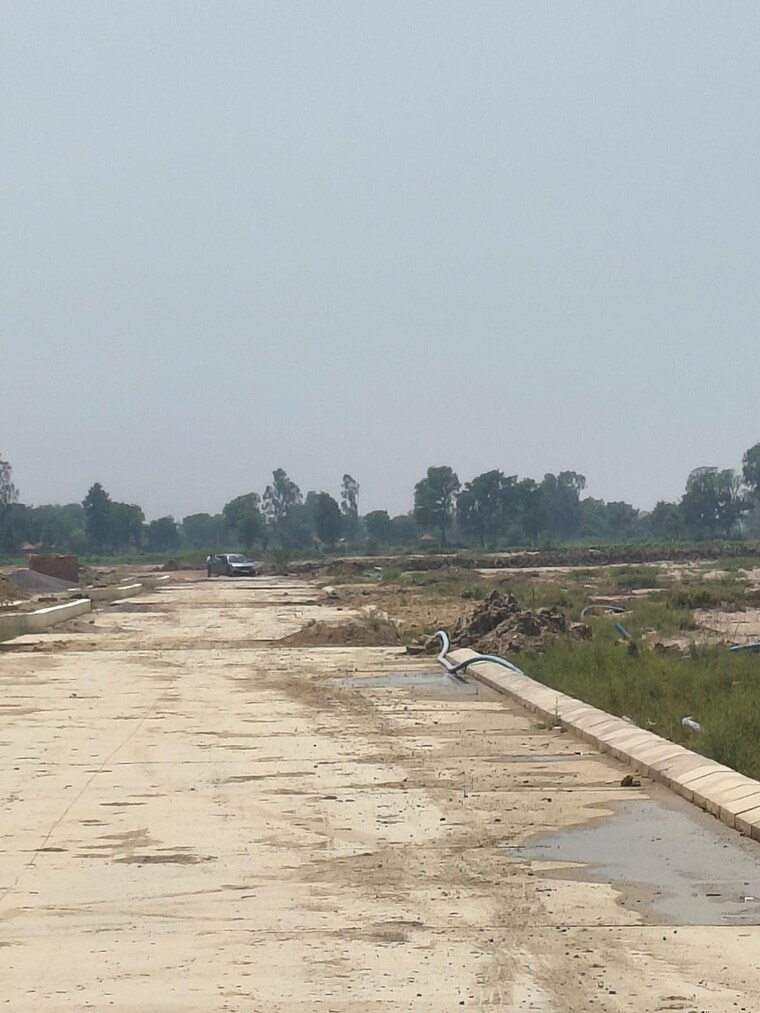 undefined, ahilya ganj bangar  400 Sq.Yd. Plot In Ahilya Ganj Bangar Vrindavan 10560867