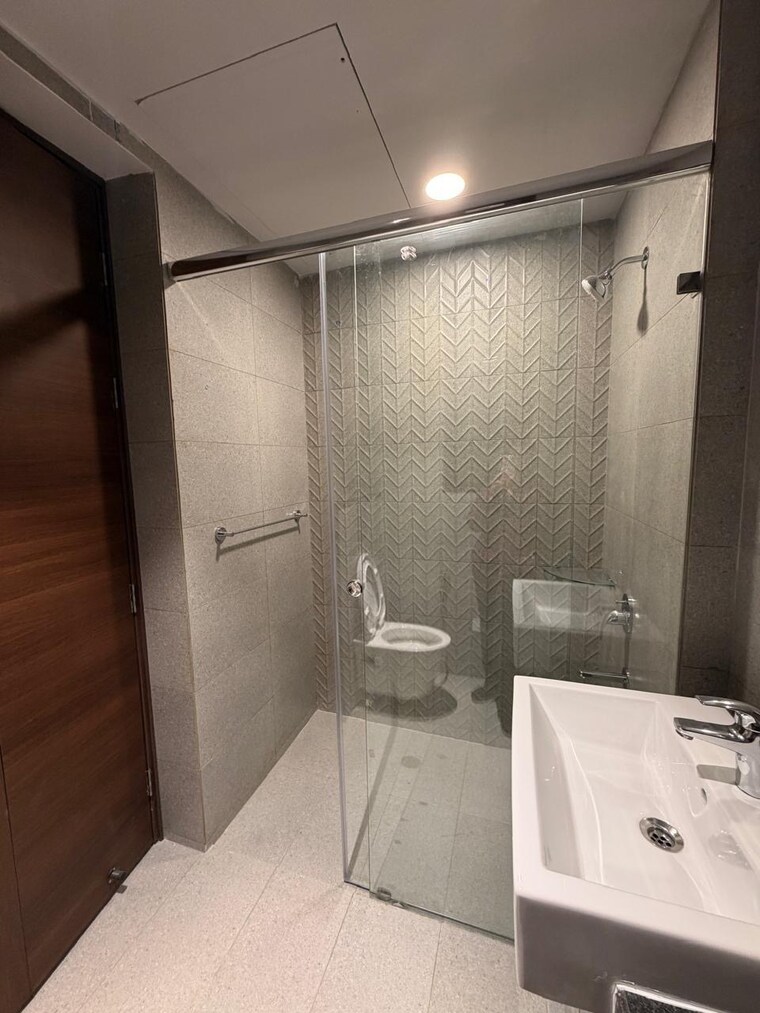 Kitchen, krisumi-waterside-residences 2.5 Bedroom 2005 Sq.Ft. Apartment In Sector 36a Gurgaon 10560876