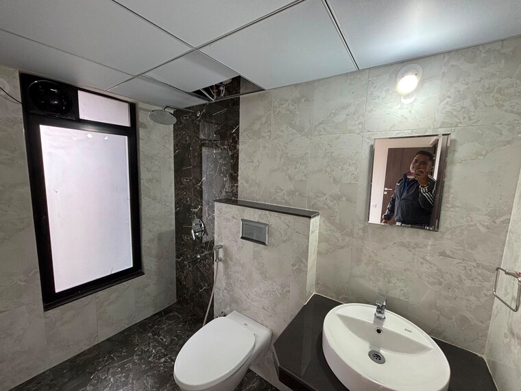 Bathroom, duville-riverdale-grove 2 Bedroom 753 Sq.Ft. Apartment In Kharadi Pune 10560881
