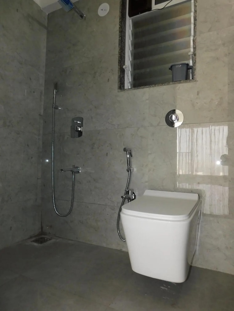 Bathroom, sri-zynergy 2 Bedroom 700 Sq.Ft. Apartment In Suman Nagar Mumbai 10560835