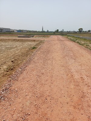  Plot For Sale in Karnera Village