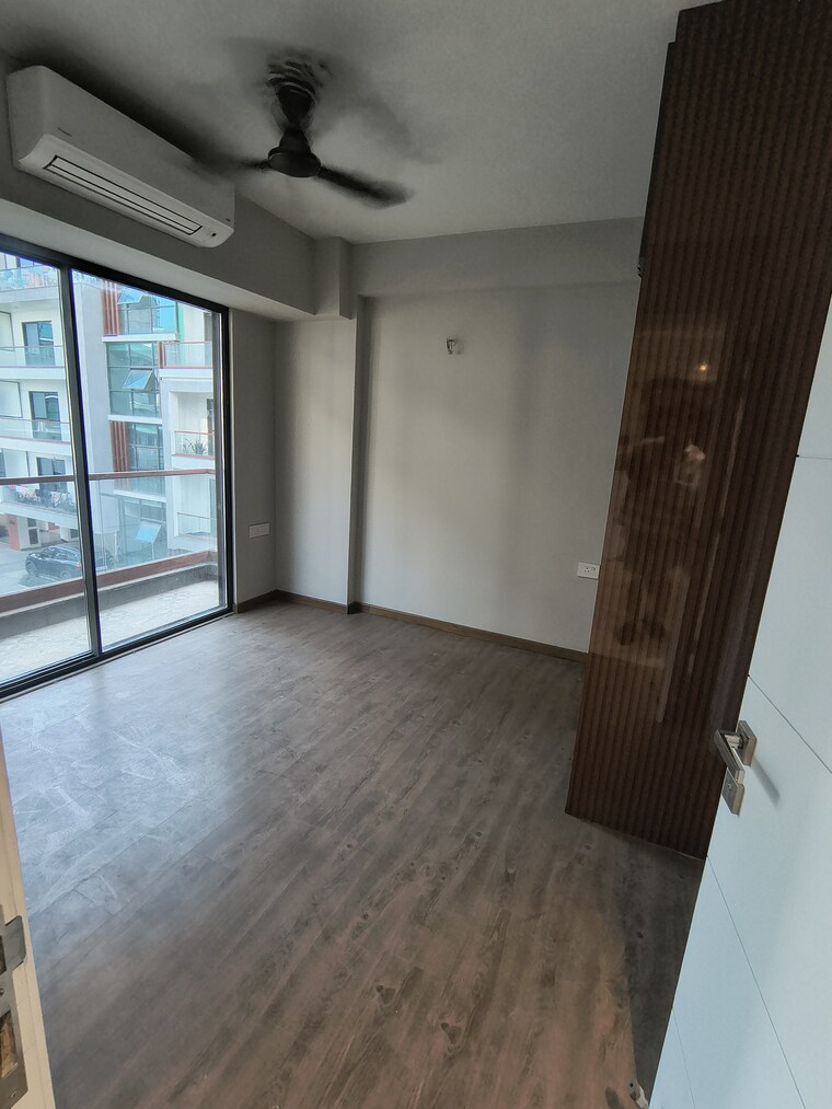 undefined, signature-global-city-63a 3 Bedroom 1300 Sq.Ft. Builder Floor In Sector 63a Gurgaon 10561693