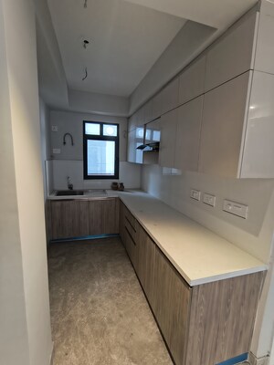 Bathroom in 3 BHK Builder Floor at Signature Global City 63A, Sector 63a – for Rent