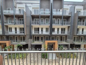 3 BHK Builder Floor – Exterior View View at Smart World Orchard, Sector 61 - for Rent