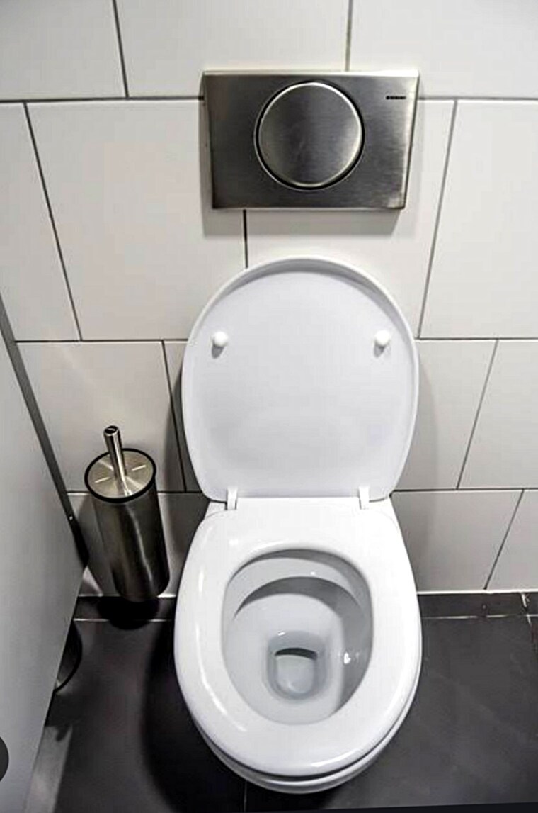 Bathroom, srs-royal-hills 2.5 Bedroom 1300 Sq.Ft. Apartment In Sector 87 Faridabad 10562188