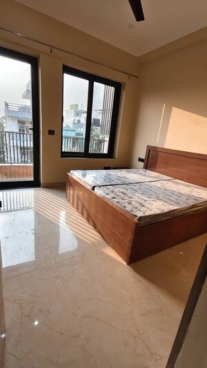 Bedroom in 4 BHK Builder Floor at AEZ Aloha, Sector 57 – for Rent