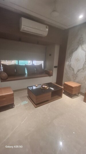 Living Room in 2 BHK Apartment at Sindhi Society, Chembur – for Rent
