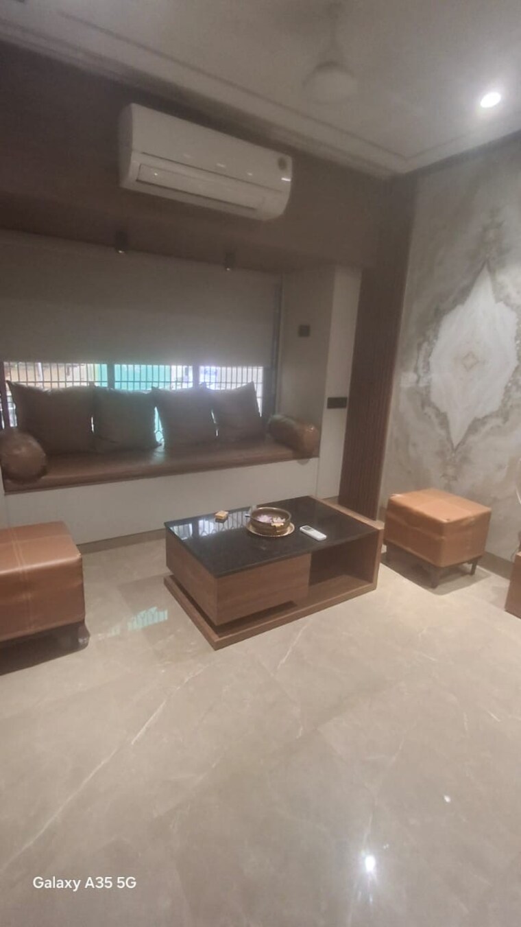 Living Room, sindhi-society 2 Bedroom 750 Sq.Ft. Apartment In Chembur Mumbai 10562226