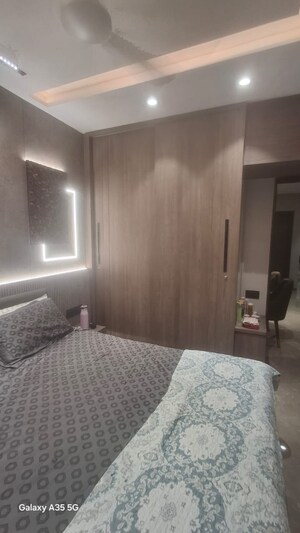 Bedroom in 2 BHK Apartment at Sindhi Society, Chembur – for Rent
