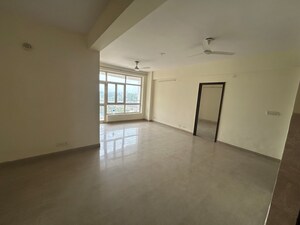 Room in 4 BHK Apartment at Ushay Towers, Kundli – for Rent