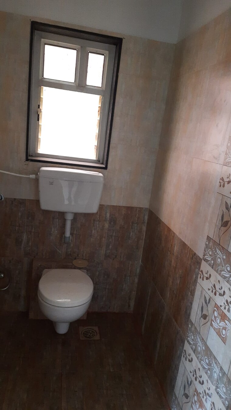 Bathroom, mhada-towers-pimpri 3 Bedroom 1200 Sq.Ft. Apartment In Pimpri Pune 10562291