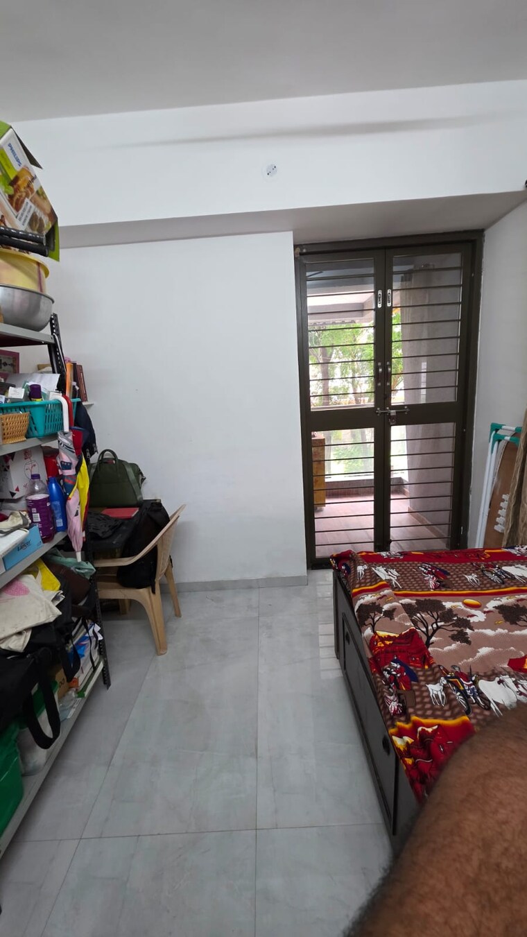  Parking, city-one-square 2 Bedroom 940 Sq.Ft. Apartment In Kiwale Pune 10562293