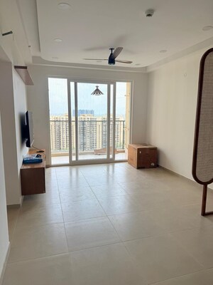 Room in 2.5 BHK Apartment at Bhartiya City Nikoo Homes 4, Thanisandra Main Road – for Rent