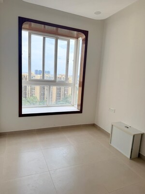 Room in 2.5 BHK Apartment at Bhartiya City Nikoo Homes 4, Thanisandra Main Road – for Rent