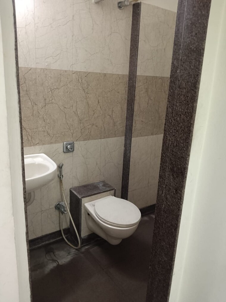 Bathroom, shivsai-9-square 1 Bedroom 418 Sq.Ft. Apartment In Khadakpada Thane 10562308
