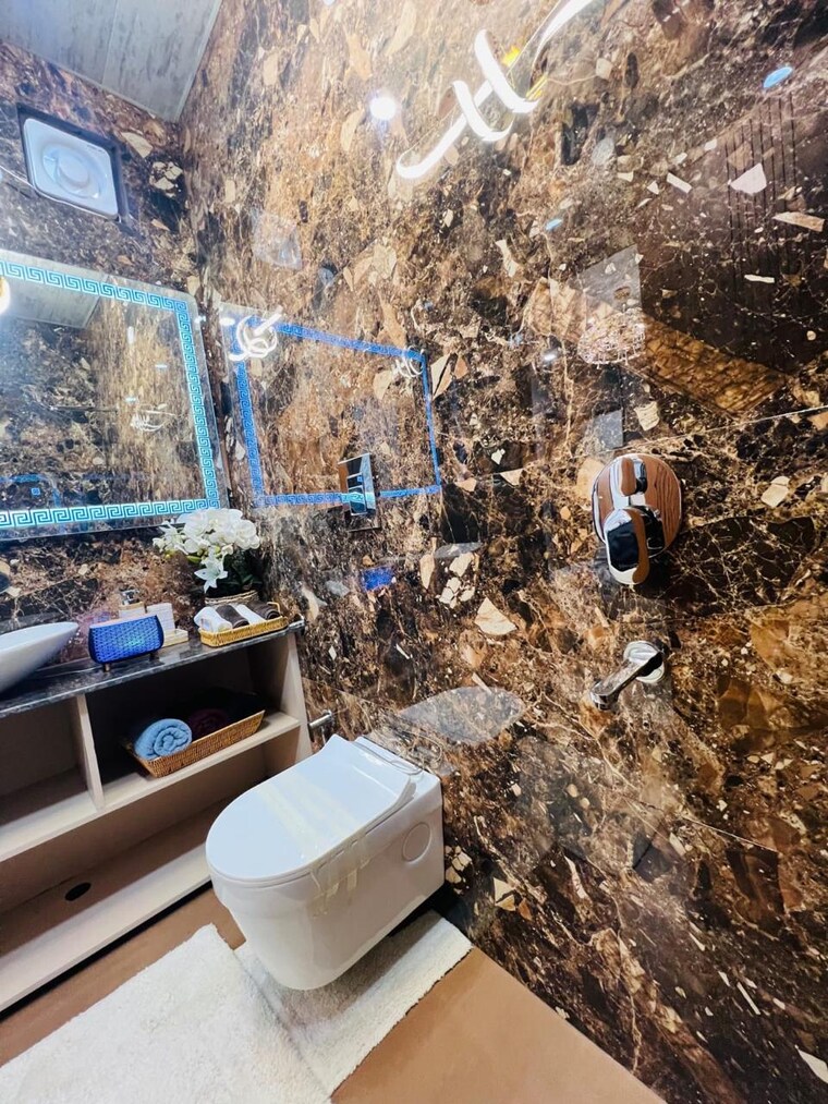 Bathroom, kharar mohali road 1 Bedroom 1100 Sq.Ft. Apartment In Kharar Mohali Road Kharar 10562313