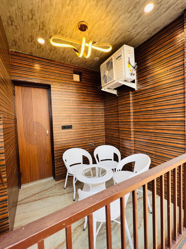 Balcony, kharar mohali road 1 Bedroom 1100 Sq.Ft. Apartment In Kharar Mohali Road Kharar 10562313