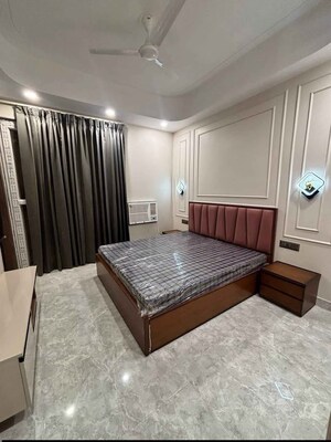 Team Area in 1 BHK Builder Floor at Saket – for Rent