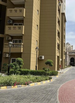 2 BHK Apartment For Sale in Eros Sampoornam