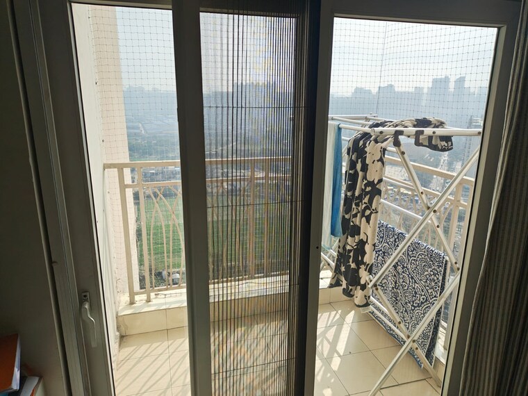 Balcony, gaur-city-2-10th-avenue 2 Bedroom 845 Sq.Ft. Apartment In Sector 16c Greater Noida Greater Noida 10562378