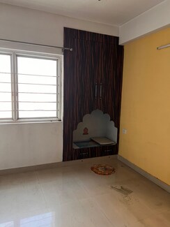 2 BHK Apartment For Sale in Gaur City 2 - 10th Avenue