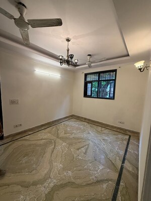 Room in 2 BHK Builder Floor at Kalkaji – for Rent